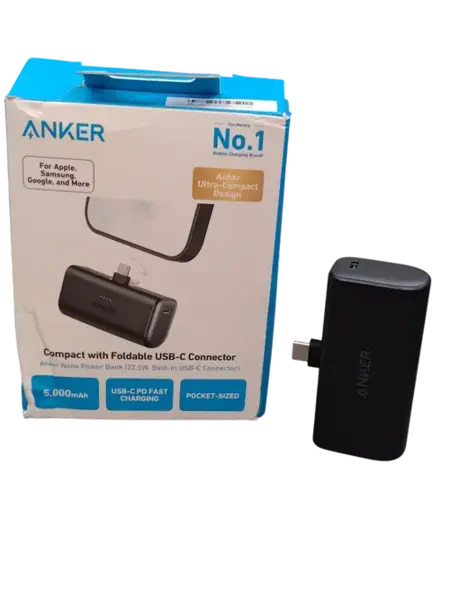 Acumulator extern Anker Nano, conector USB-C incorporat si pliabil, 5000mAh, 22.5W, Negru