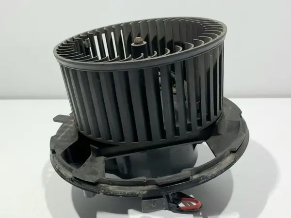 Aeroterma 1K1820015J Volkswagen Golf 5 (2004-2009)