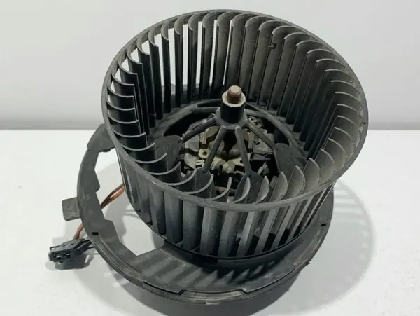 Aeroterma 3C1820015L Skoda Octavia 2 (2004-2008)