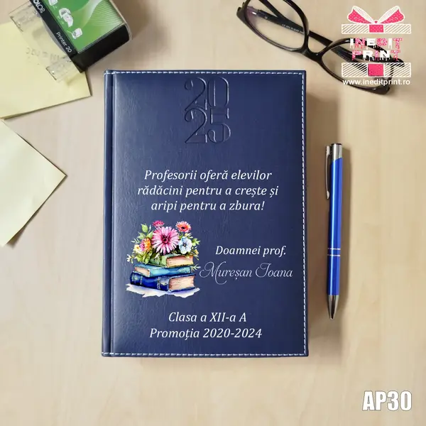 Agenda personalizata 2025 Doamna Profesoara AP30 ALBASTRU, DELUXE H