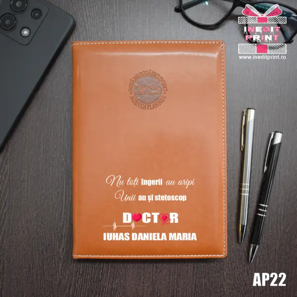 Agenda personalizata 2025 Ingeri cu stetoscop AP22 MARO AMSTERDAM, DELUXE PREMIUM