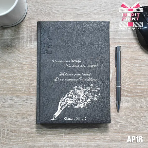 Agenda personalizata 2025 Profesor grozav AP18 DELUXE H, MARO