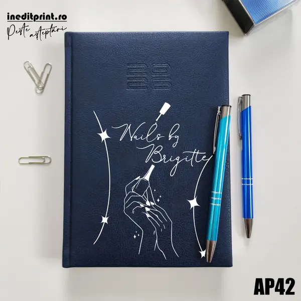 Agenda personalizata 2026 Nails By AP42 DELUXE PREMIUM, Chiavenna Albastru
