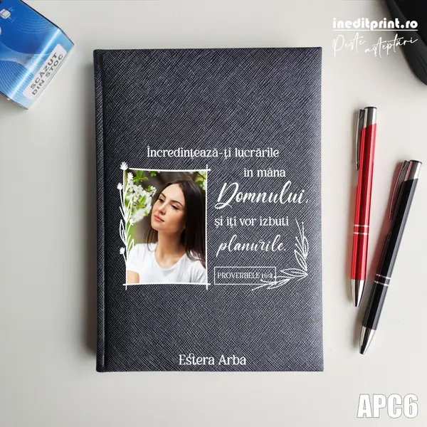 Agenda personalizata 2026 Proverbele 16:3 APC6 NEDATATA RT, Gri-Adria