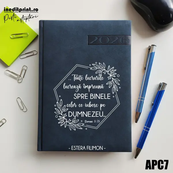 Agenda personalizata 2026 Romani 8:28 APC7 DELUXE PREMIUM, Teano Albastru Inchis