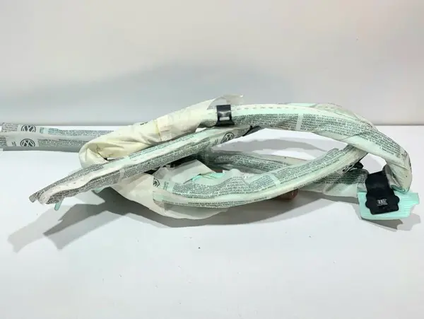 Airbag cortina dreapta 3C0880742F Volkswagen Passat B6 3C (2005-2010)