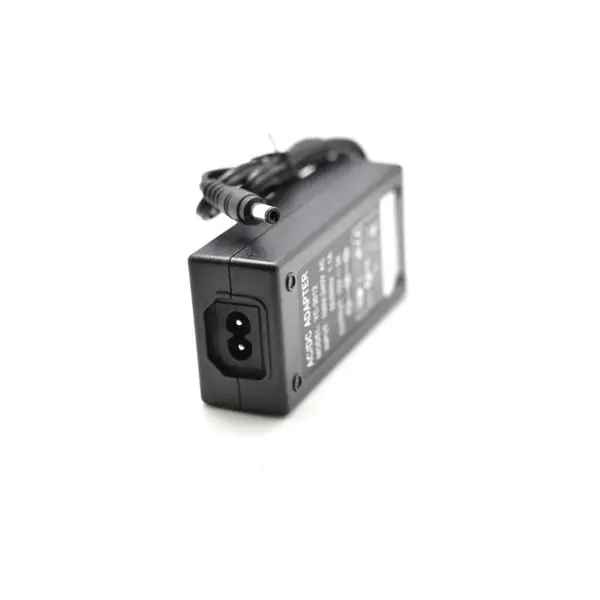 Alimentator Transformator Stabilizat 220V, 12V, 6A Engros
