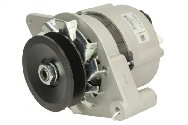 Alternator (12V, 33A) potrivit FENDT 200, F; CASE IH 800; DEUTZ FAHR D, DX; JOHN DEERE 2000; RENAULT 300, 400, 50, 80 1.9-5.9D
