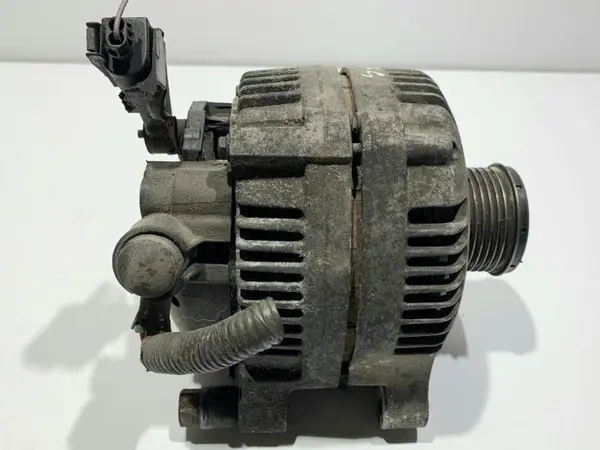 Alternator 8V21-10300-AB Mazda 2 (2007->) 1.6 tdci HHJF
