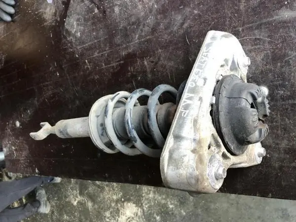 Amortizor stanga fata Seat Exeo (2008-2013) 2.0 tdi