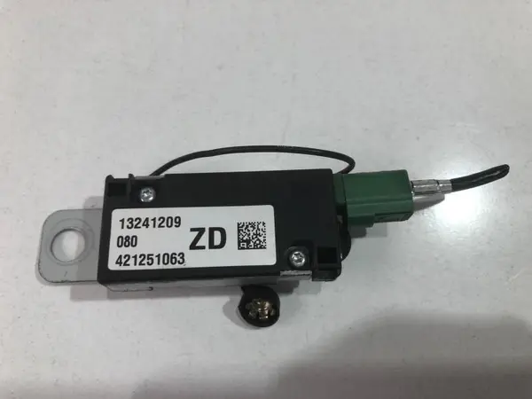 Amplificator antena 13241209 Opel Insignia A (2008-2013)