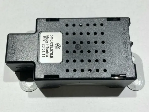 Amplificator antena 5M0035570B Volkswagen Golf 5 (2004-2009)