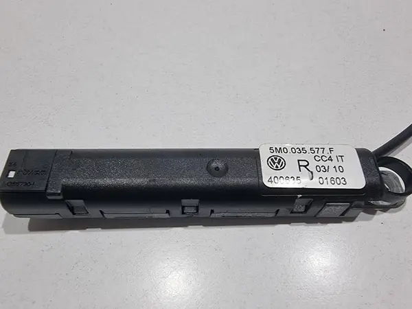 Amplificator antena 5M0035577F Volkswagen Golf 6 plus (2009-2014)