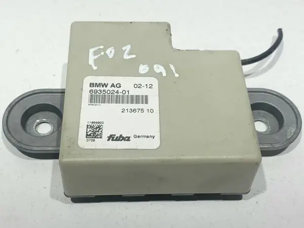 Amplificator antena 6935024 01 BMW Seria 3 (2005-2012) [E90]