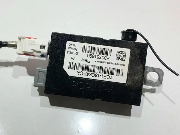 Amplificator antena 7CP1-18C847-CA Ford Kuga II ( 2013-2016)