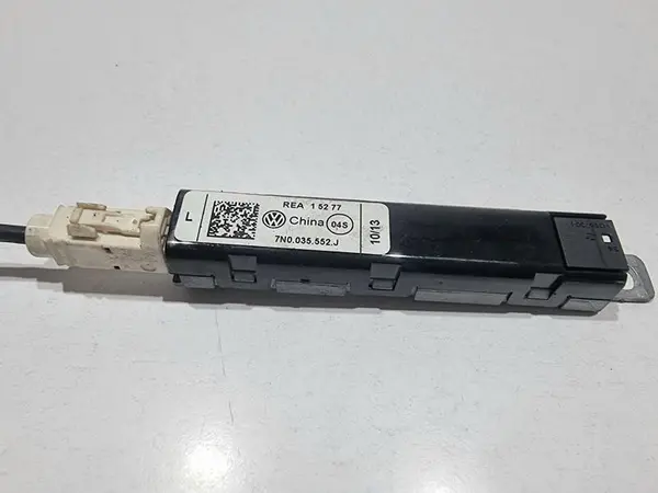 Amplificator antena 7N0035552J Volkswagen Sharan (2010-2015) [7N]