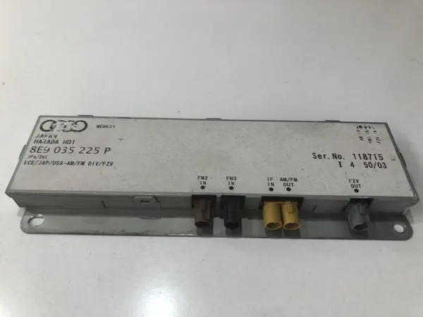Amplificator antena 8e9035225p Audi A6 (2004-2011) [4F2, C6]