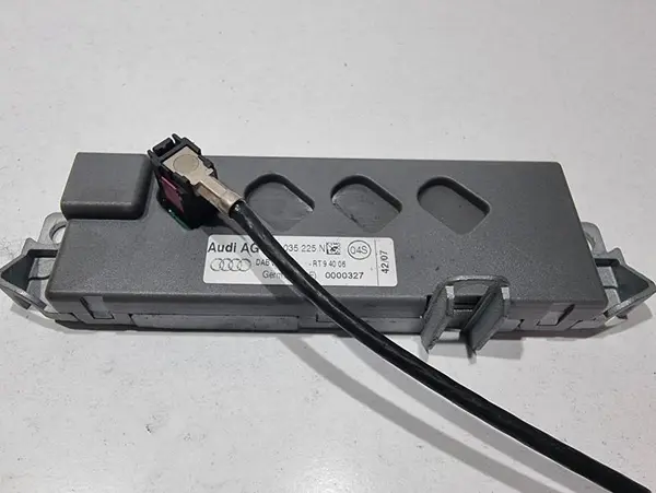 Amplificator antena 8K5035225N Audi A5 (2007-2011) [8T3]