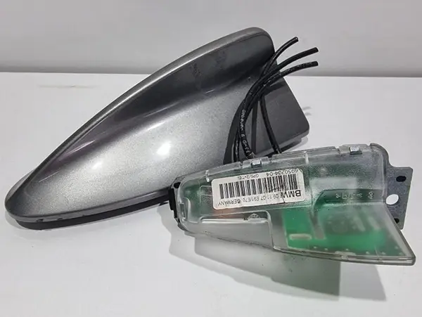 Antena radio 6950704 BMW X6 (2008-2014) [E71, E72]