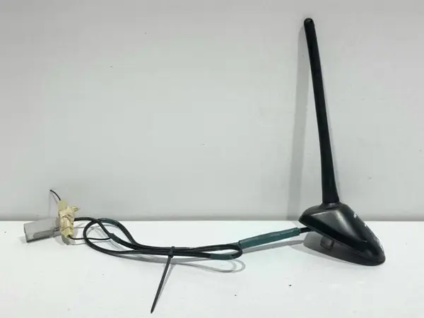 Antena radio 8630005190 Toyota Avensis (2009-2012) [T27]