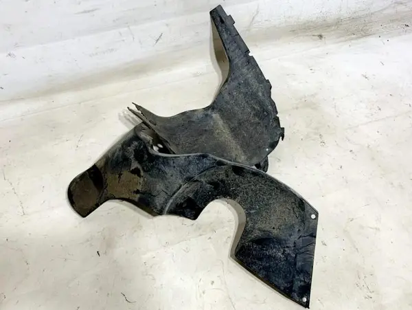 Aparatoare noroi stanga spate Nissan Qashqai (2007-2010) [J10]