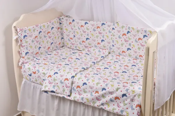 Aparatoare patut model fluturasi 33x180 cm
