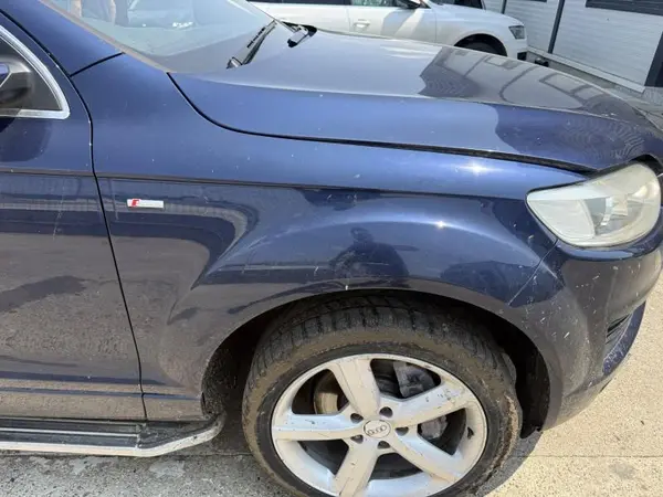 Aripa fata dreapta culoare albastra - lz5e Audi Q7 (2006-2010) [4L]
