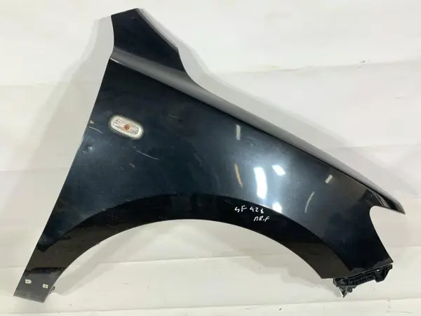 Aripa fata dreapta culoare neagra Hyundai Santa Fe 2 (2006-2012)