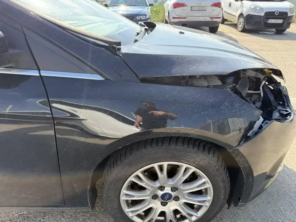Aripa fata dreapta culoare panther black (metallic) Ford Focus 3 (2011-2015)