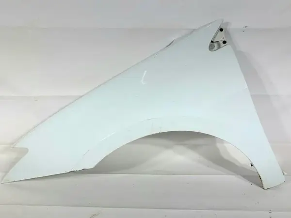 Aripa fata stanga culoare alba Renault Laguna 3 (2007-2010)