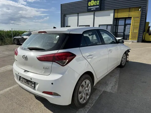 Aripa spate dreapta culoare alb - polar white(bms) Hyundai i20 2 (2014-2018)