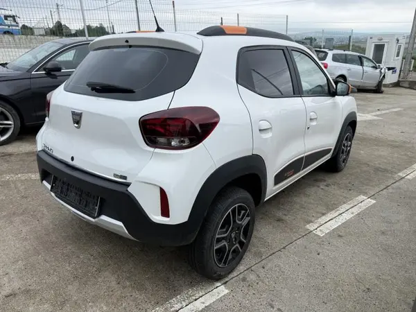 Aripa spate dreapta culoare alba Dacia Spring (2021-2022)