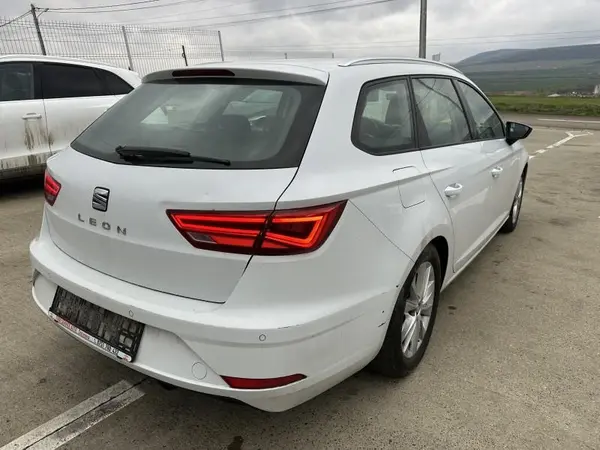 Aripa spate dreapta culoare alba - ls9r Seat Leon 3 facelift (2016-2020)