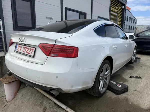 Aripa spate dreapta culoare alba - ly9c Audi A5 facelift (2012-2016) [8T3]