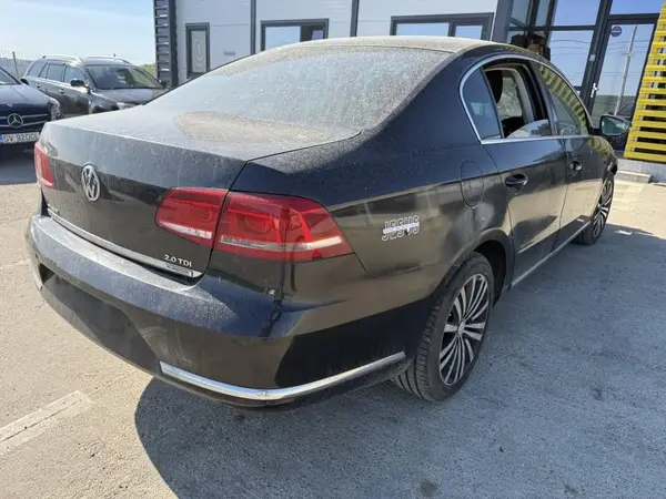 Aripa spate dreapta culoare negru - lc9x Volkswagen Passat B7 (2010-2014)