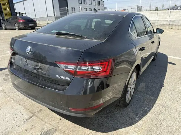 Aripa spate dreapta culoare negru - lf9r Skoda Superb 3 facelift (2019-2023)