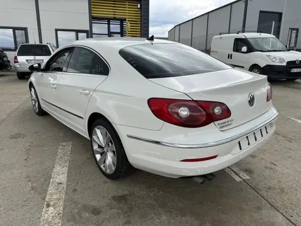 Aripa spate stanga culoare alba - lb9a Volkswagen Passat CC (2008-2012)