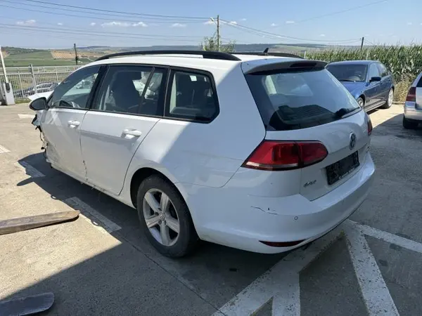 Aripa spate stanga culoare alba - lc9a Volkswagen Golf 7 (2012-2017)