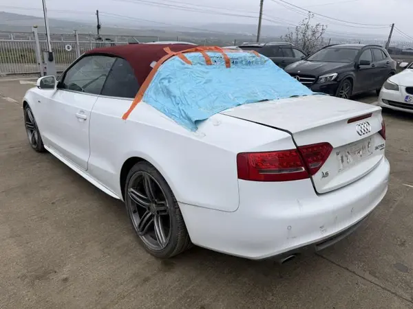 Aripa spate stanga culoare alba - ly9c Audi A5 facelift (2012-2016) [8T3]