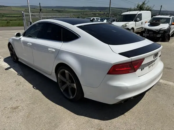 Aripa spate stanga culoare alba - ly9c Audi A7 (2010-2018) [4g]