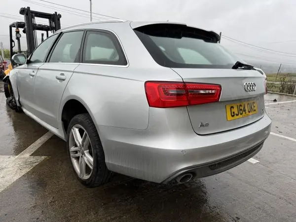 Aripa spate stanga culoare argintiu - lx7w Audi A6 (2010-2018) [4G2, C7]