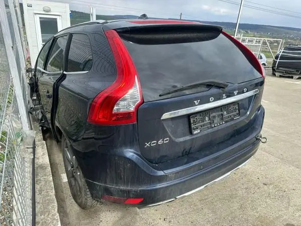 Aripa spate stanga culoare caspian blue - 49800 Volvo XC60 (2008-2013)