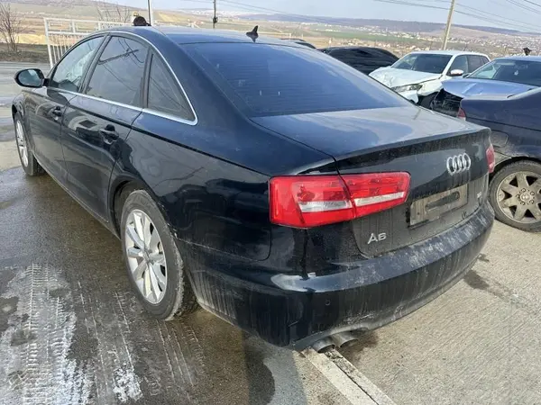 Aripa spate stanga culoare neagra - ly9b Audi A6 (2010-2018) [4G2, C7]
