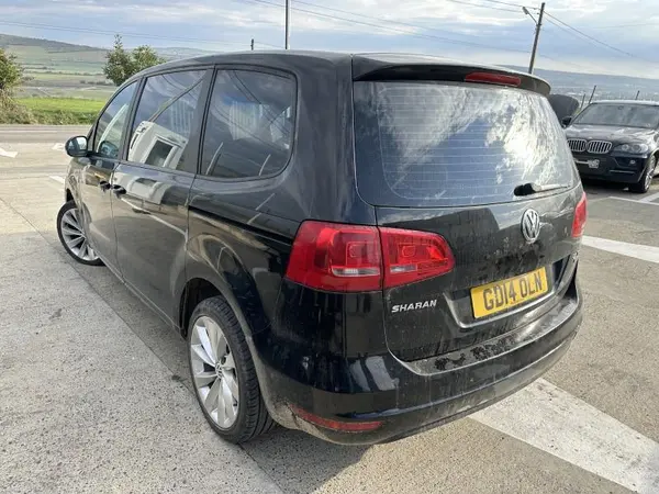 Aripa spate stanga culoare negru - la7w Volkswagen Sharan (2010-2015) [7N]