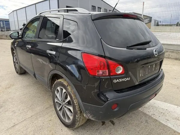 Aripa spate stanga culoare negru - z11 Nissan Qashqai (2007-2010) [J10]
