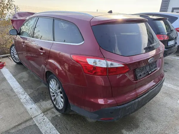 Aripa spate stanga culoare red candy tint cc Ford Focus 3 facelift (2013-2018)