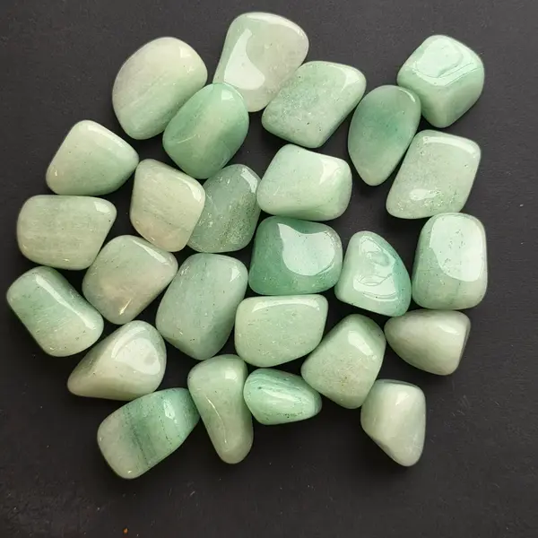 Aventurin verde piatra rulata mini m2