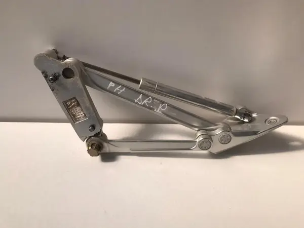 Balama capota dreapta 3d5827302j Volkswagen Phaeton (2002-2010)