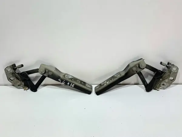 Balama capota stanga si dreapta culoare negru - lc9x 3C0823301D Volkswagen Passat B6 3C (2005-2010)