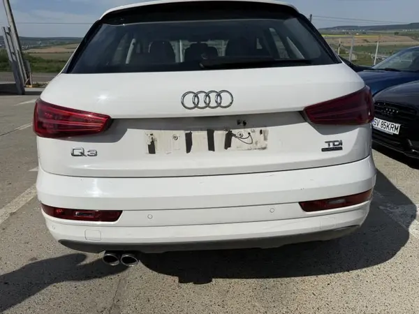 Bara spate completa cu senzori de parcare culoare alb - lb9a Audi Q3 facelift (2014-2018)